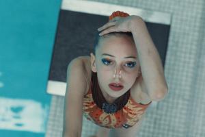 Siren / CA / 15'